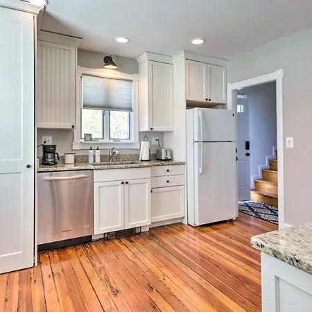 Mystic Refuge With Patio Less Than 1 Mi To Downtown! Extérieur photo